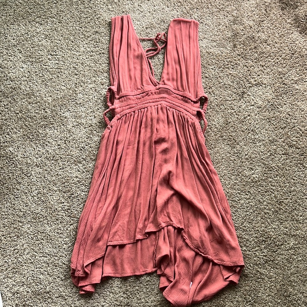 Dress - Picture 3 of 4